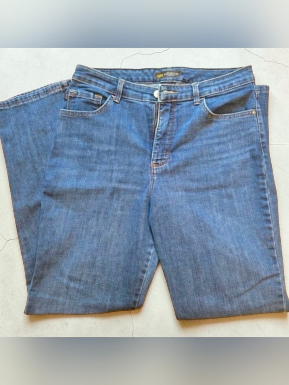Lee Highrise Mom Women's Straight Leg Jeans in Med Blue Denim Sz10M 30x29